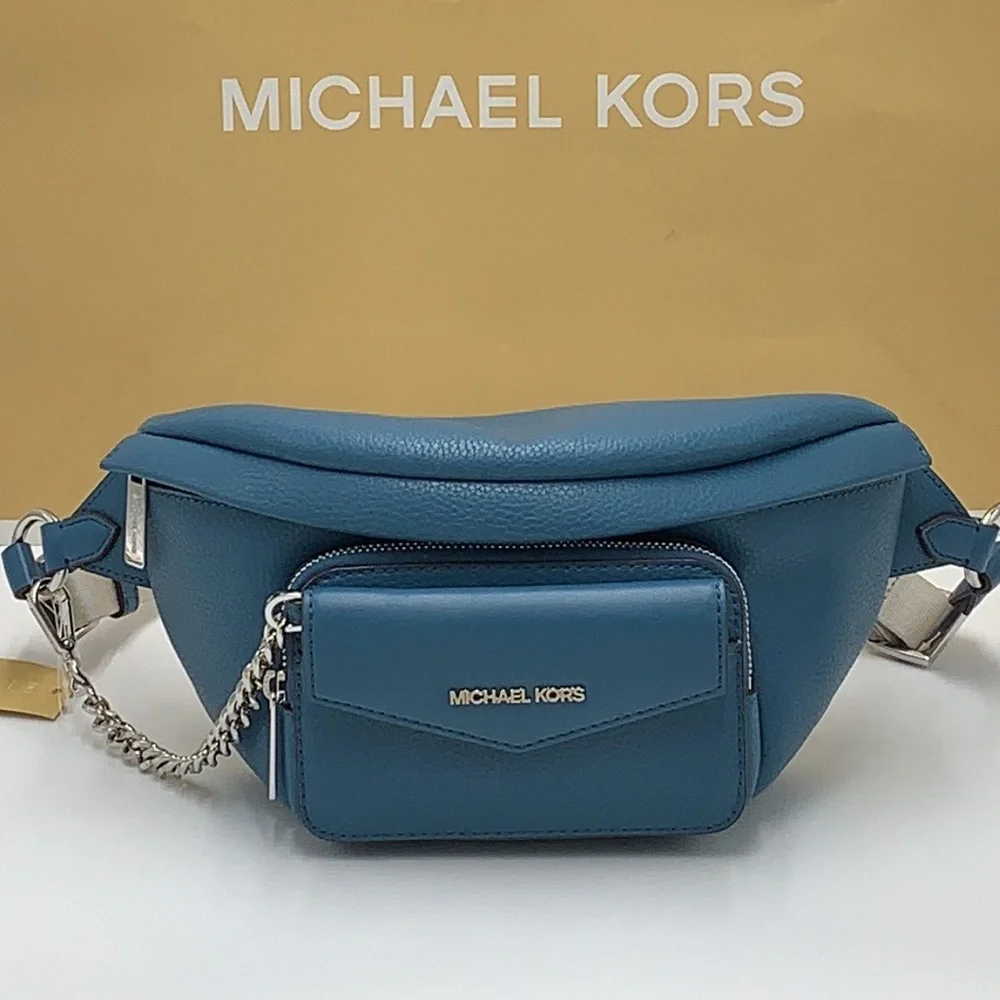 MICHAEL KORS
Maisie Large Pebbled Leather 2-in-1
Waistpack Fannypack Crossbody - Picture 16 of 16